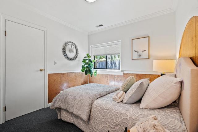 68 Live Oak Road, Royal Oaks CA: https://media.crmls.org/mediaz/bee45942-2169-42f6-9302-c58d6545efb3.jpg
