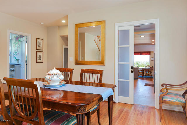 2167 Palomar Avenue, Ventura CA: https://media.crmls.org/mediaz/bee65a2e-356b-407b-a896-b1eb3c4103b3.jpg
