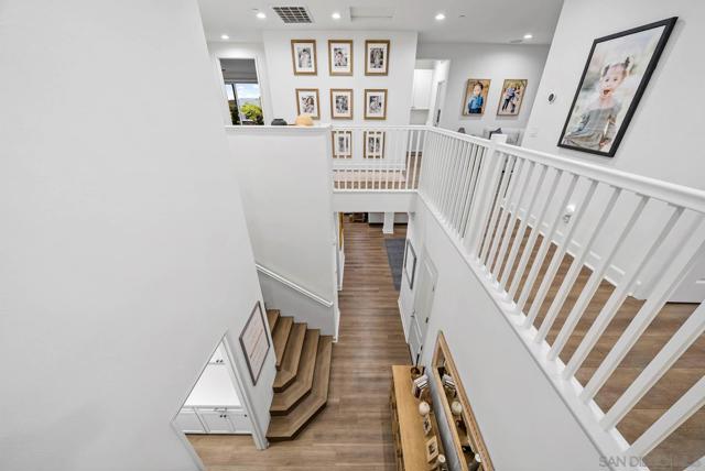 1715 Paterna Dr., Chula Vista CA: https://media.crmls.org/mediaz/bee69e06-1828-4a76-9767-ff85a8a1b973.jpg
