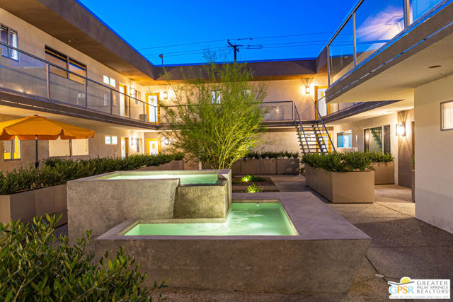 588 E San Lorenzo Road #204, Palm Springs, CA 92264