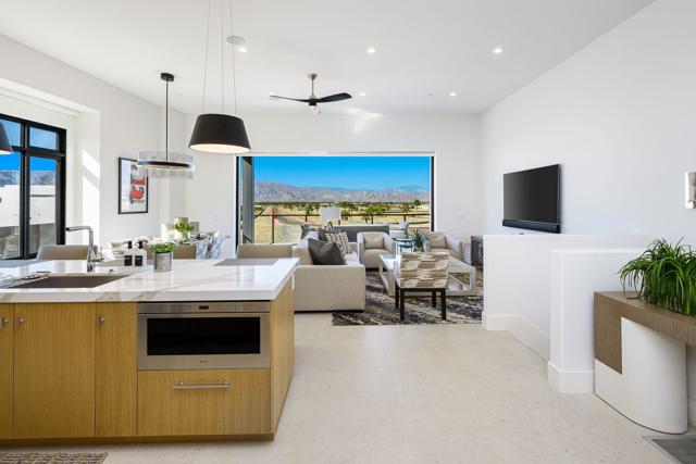 61993 Fullerton Dr, Thermal CA: https://media.crmls.org/mediaz/bee6f1e8-6518-4b44-a826-24f9e778d536.jpg