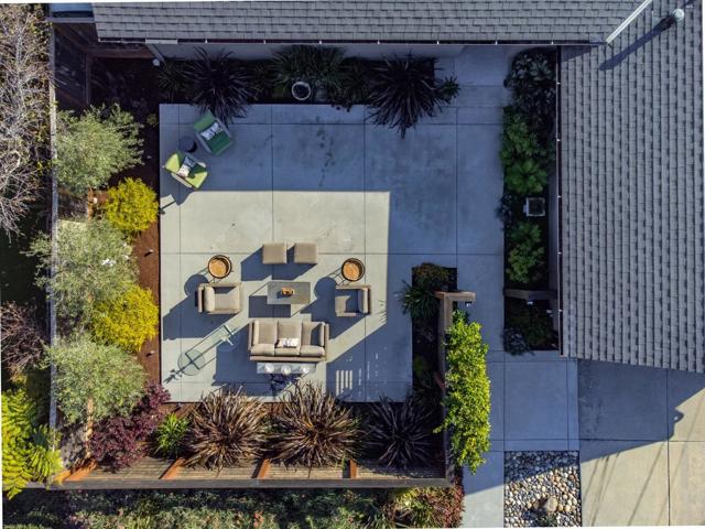 342 Cabrillo Avenue, Santa Cruz CA: https://media.crmls.org/mediaz/bee73598-02ce-46d0-88a6-1c0d657d1884.jpg