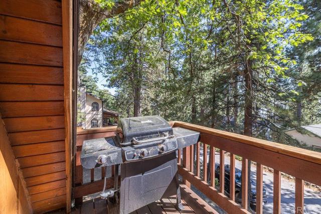 Detail Gallery Image 10 of 40 For 31450 Oceanview Drive, Running Springs,  CA 92382 - 3 Beds | 2 Baths