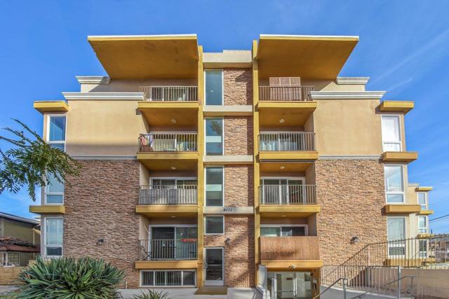 4111 Illinois St, San Diego, California 92104, 2 Bedrooms Bedrooms, ,2 BathroomsBathrooms,Condominium,For Sale,Illinois St,250019312SD