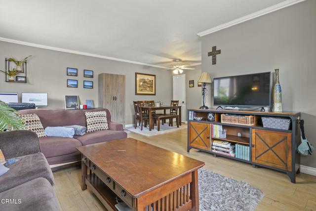 Detail Gallery Image 9 of 36 For 1236 Carlsbad Pl #4,  Ventura,  CA 93003 - 2 Beds | 1 Baths