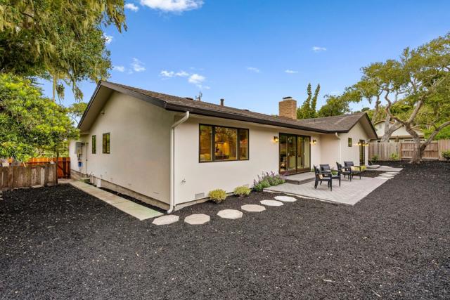 2869 Forest Lodge Road, Pebble Beach CA: https://media.crmls.org/mediaz/beebec2a-6936-4403-95b8-bd2518336a41.jpg