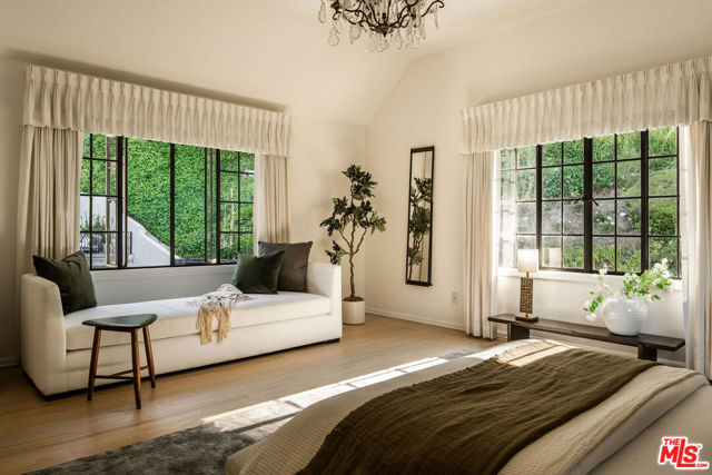 Drew Fenton | 10950 Bellagio Road Los Angeles CA | MLS: 7409196 Drew Fenton | 10950 Bellagio Road Los Angeles CA | MLS: 7409196