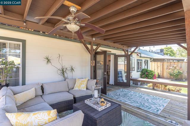 28 WESTWOOD, Napa CA: https://media.crmls.org/mediaz/bef05674-50a9-437f-b204-6353304bb935.jpg