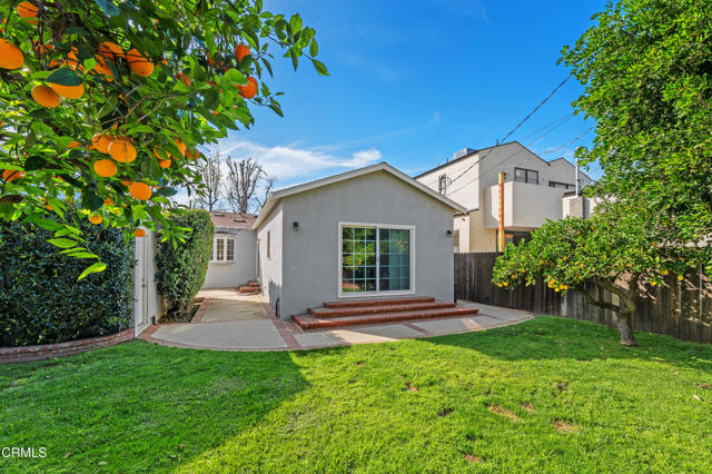 Detail Gallery Image 30 of 35 For 4920 Nagle Ave, Sherman Oaks,  CA 91423 - 3 Beds | 2 Baths