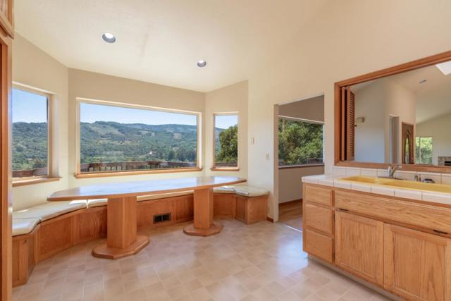 9365 Los Prados Drive, Carmel CA: https://media.crmls.org/mediaz/bef0a984-f957-43ba-a50b-2a8e45d42bd6.jpg