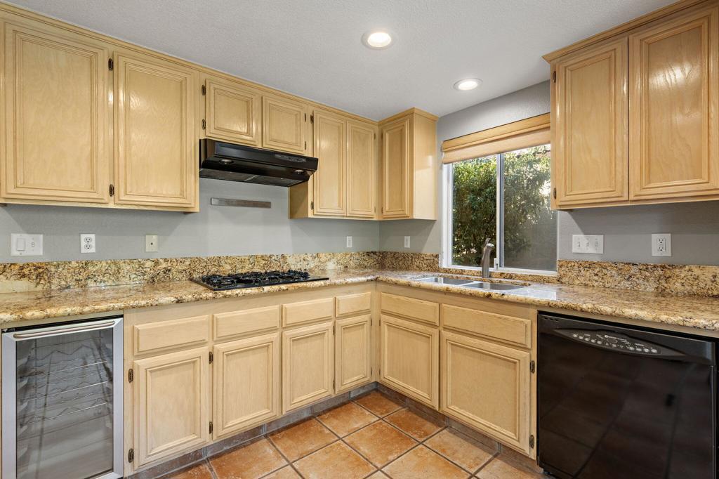 MLS #219138859DA image #11