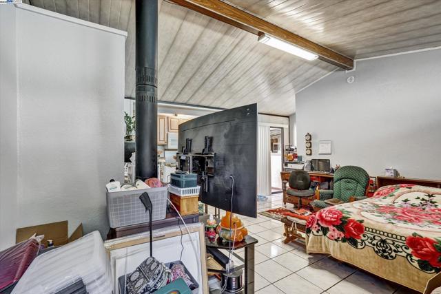 4909 Romeo, Fremont CA: https://media.crmls.org/mediaz/bef20c66-760c-42e5-9b8a-45e5555164ee.jpg