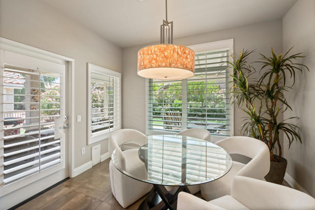 78391 Desert Willow Drive, Palm Desert CA: https://media.crmls.org/mediaz/bef2f71a-a571-4f50-92d5-9e411caafdea.jpg