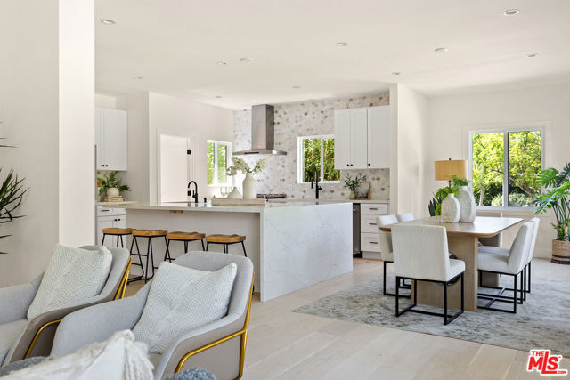 4308 Victoria Park Drive, Los Angeles CA: https://media.crmls.org/mediaz/bef2f927-fff1-4e98-9e26-23a84e4ae58d.jpg