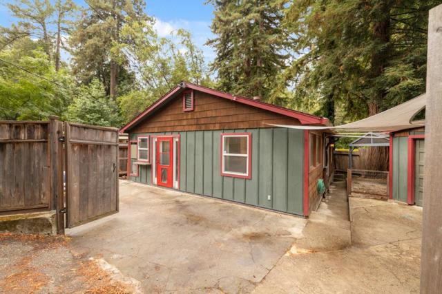 15765 Kings Creek Road, Boulder Creek CA: https://media.crmls.org/mediaz/bef32864-8297-47df-9e0f-bf30309d5122.jpg