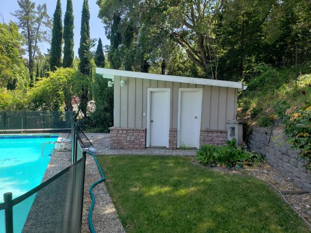 528 Moraga, Orinda CA: https://media.crmls.org/mediaz/bef4867c-04d2-4784-9254-0955d7ca3c2e.jpg