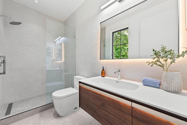 1068 Riverside Drive, Los Altos CA: https://media.crmls.org/mediaz/bef6af3a-c88c-4dd4-adee-86e644ec629e.jpg