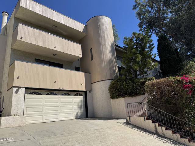 Detail Gallery Image 2 of 50 For 1530 Indiana Ave, South Pasadena,  CA 91030 - 5 Beds | 3 Baths