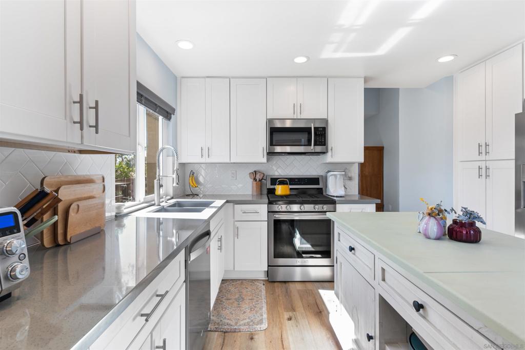 2038 Avenue Of The Trees - photo 9