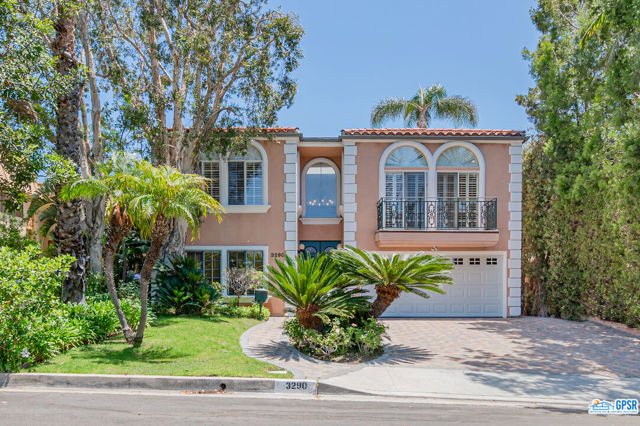 3290 Malcolm Dr, Los Angeles, CA 90034