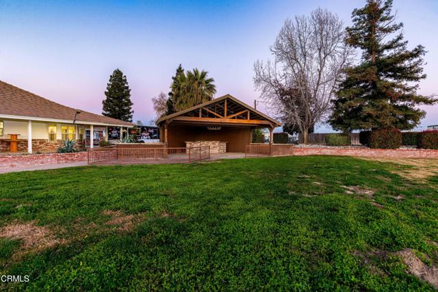 Detail Gallery Image 6 of 59 For 14500 Maricopa Hwy, Bakersfield,  CA 93311 - 5 Beds | 4 Baths