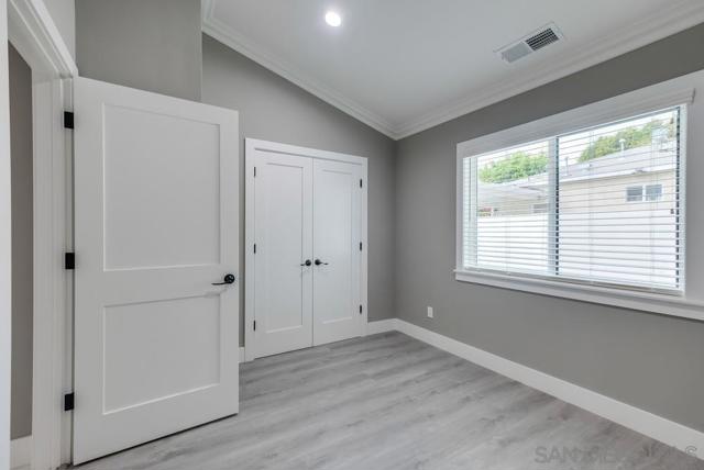 2476 Coolidge Ave, Los Angeles CA: https://media.crmls.org/mediaz/befc50a8-5583-414c-9d73-84a66d1a9bdf.jpg