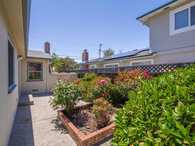 739 Quartz Street, Redwood City CA: https://media.crmls.org/mediaz/befccd6b-de55-432d-9a77-e6744d9e1b59.jpg