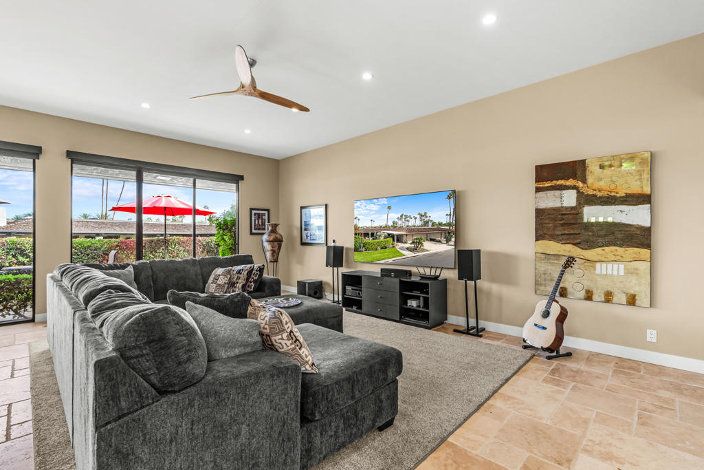 MLS #219138577DA image #9