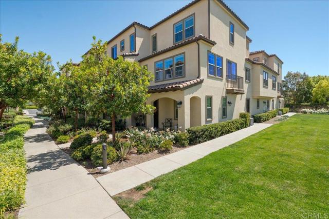 Detail Gallery Image 27 of 34 For 4366 Pacifica Way #5,  Oceanside,  CA 92056 - 4 Beds | 3/1 Baths