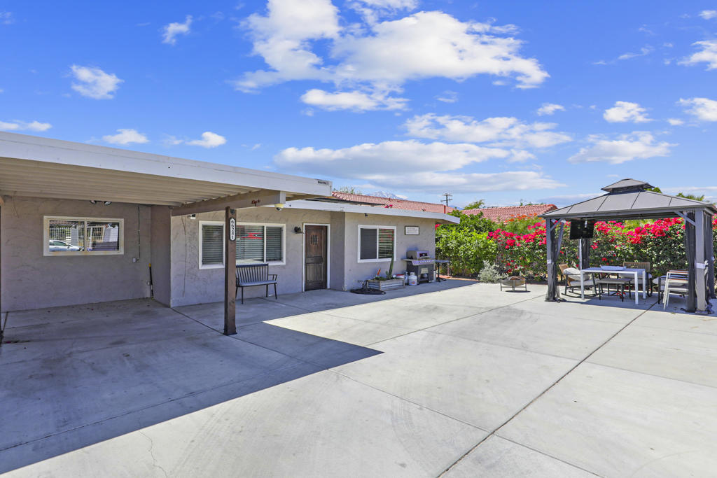 66281 Flora Avenue