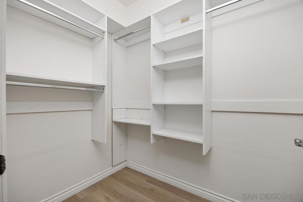 9263 Regents Rd - photo 19