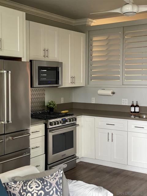 1465 C St, San Diego CA: https://media.crmls.org/mediaz/bf002eed-e5ea-4ae7-b0dd-f8c32ca6aaa2.jpg