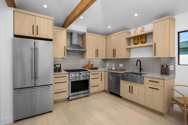 434 436 Bonair St, La Jolla CA: https://media.crmls.org/mediaz/bf004c10-ef87-4f5e-a705-c6b20c73dac7.jpg