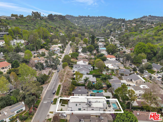 4203 Saugus Avenue photo 30