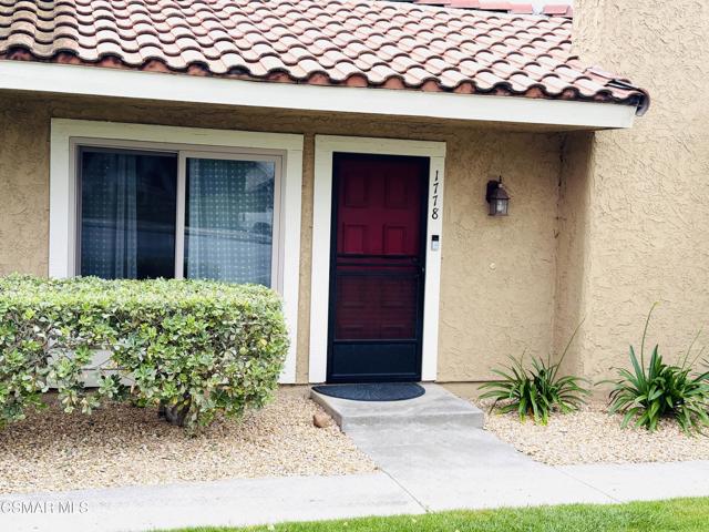 1778 E Avenida De Las Flores, Thousand Oaks CA: https://media.crmls.org/mediaz/bf0209b8-0b4a-47d8-aa64-10703a37c1ce.jpg