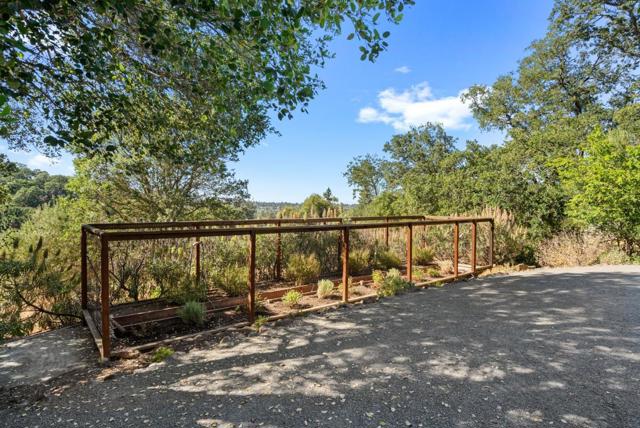105 Highland Avenue, Los Gatos CA: https://media.crmls.org/mediaz/bf02427a-e804-43e0-9713-dbaa86bb4d77.jpg