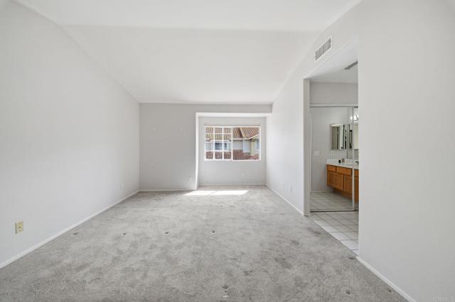 Detail Gallery Image 17 of 50 For 10974 Creekbridge Pl, San Diego,  CA 92128 - 2 Beds | 2/1 Baths