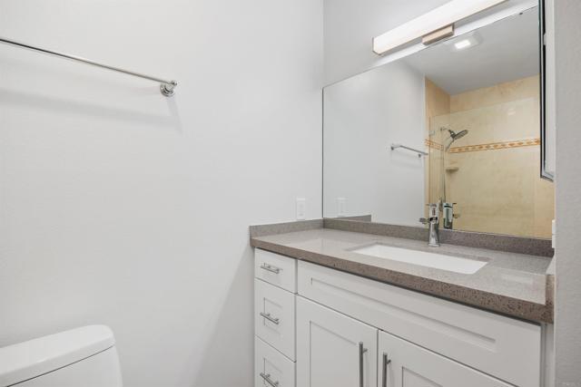 2388 Altisma Way, Carlsbad CA: https://media.crmls.org/mediaz/bf037917-4f41-474e-b69d-f13f4e589f7c.jpg