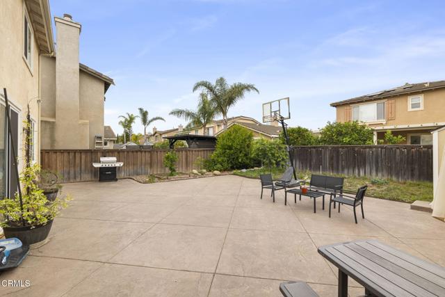 371 Huerta Street, Oxnard CA: https://media.crmls.org/mediaz/bf049f22-6570-411a-9d50-f82fad173247.jpg