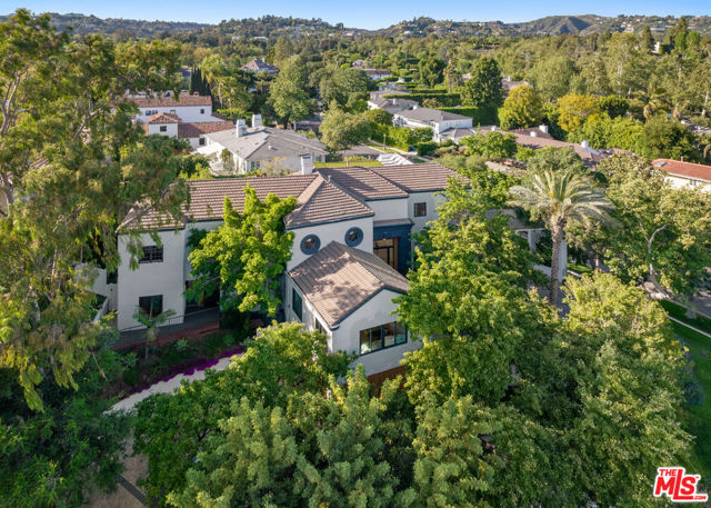 10401 Wyton Drive, Los Angeles, California 90024, 8 Bedrooms Bedrooms, ,10 BathroomsBathrooms,Single Family Residence,For Sale,Wyton,24408739