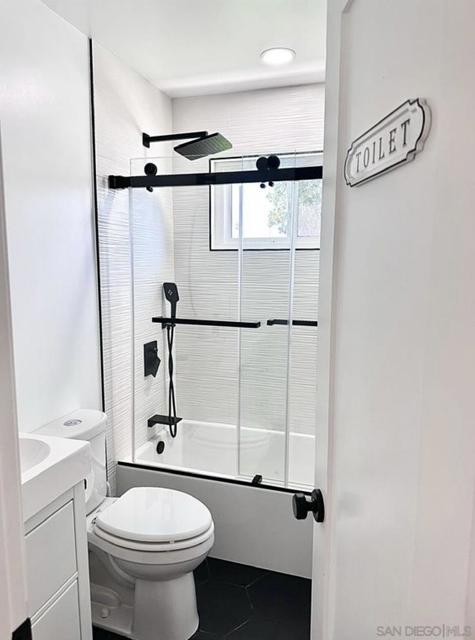 4838 Mount Saint Helens Dr, San Diego CA: https://media.crmls.org/mediaz/bf058190-9a5c-47ed-b658-a5fdc81b0a2c.jpg