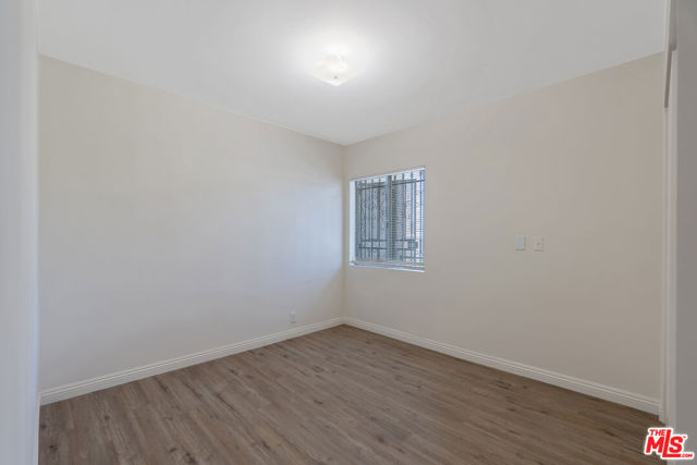 945 N Ditman Avenue, Los Angeles CA: https://media.crmls.org/mediaz/bf05b250-d320-4c15-8ee8-3e9405e9f3ce.jpg