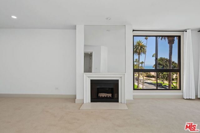 701 Ocean Avenue, PHD photo 9