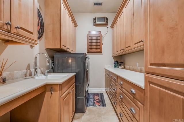 Image 40 of 63 For 25120 Las Palmeras
