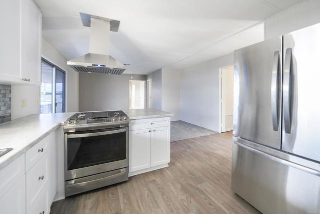 1212 H Street, Ramona CA: https://media.crmls.org/mediaz/bf06a48d-b28c-46a9-9525-462656aeb830.jpg