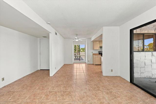5115 E Waverly Drive #D30, Palm Springs, CA 92264