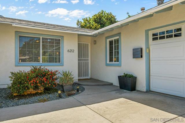 6212 Lake Ariana Ave, San Diego CA: https://media.crmls.org/mediaz/bf06e732-e719-49e3-83e6-a37cf608188d.jpg