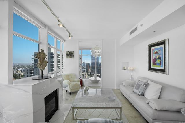 Detail Gallery Image 4 of 36 For 850 Beech St #1901,  San Diego,  CA 92101 - 2 Beds | 2 Baths