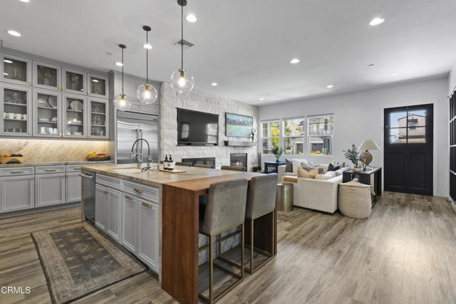 Detail Gallery Image 8 of 64 For 4173 Caribbean St, Oxnard,  CA 93035 - 4 Beds | 3 Baths