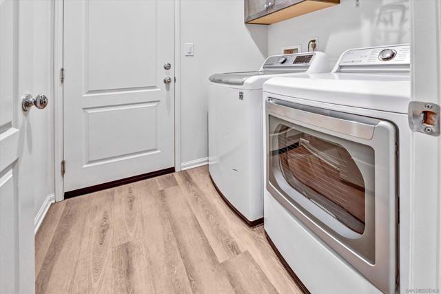 441 Ventasso Way, Fallbrook CA: https://media.crmls.org/mediaz/bf087cc0-d581-4a0d-9da6-a5c3cb004fff.jpg